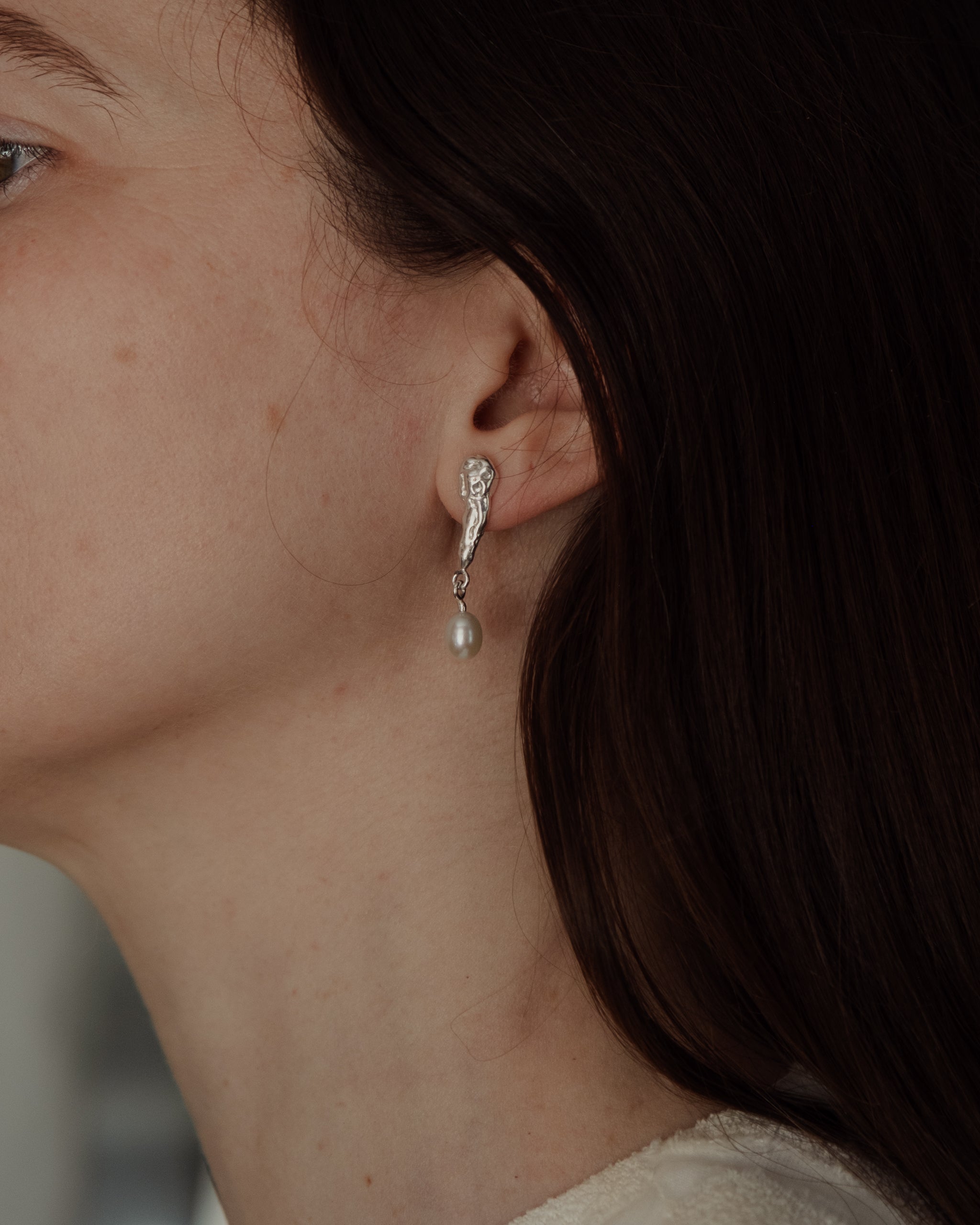 Dusky Echo Earrings